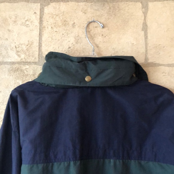 Windbreaker Jacket / Coat - Picture 11 of 13